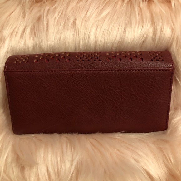 Women’s maroon color leather wallet - Picture 3 of 3